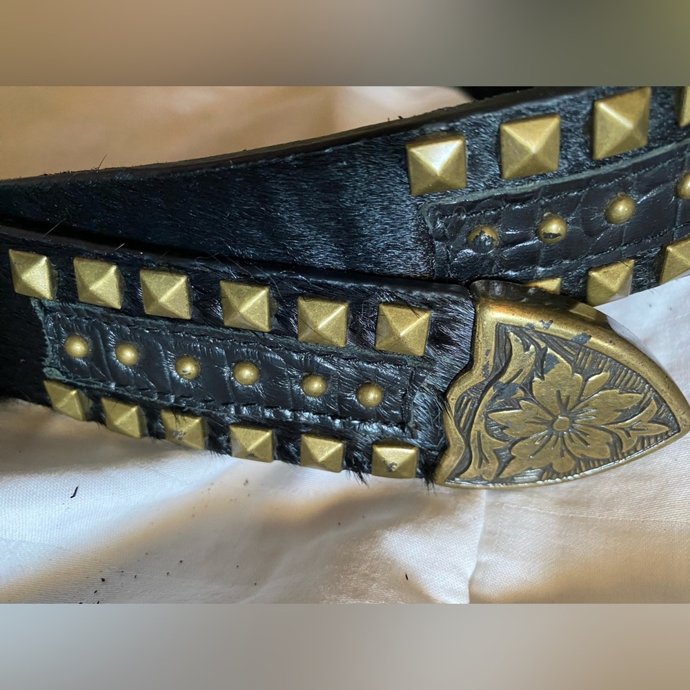 Rare  VTG Western Style Belt with Ornate Buckle hair on hide leather/ men/ women - Picture 2 of 3